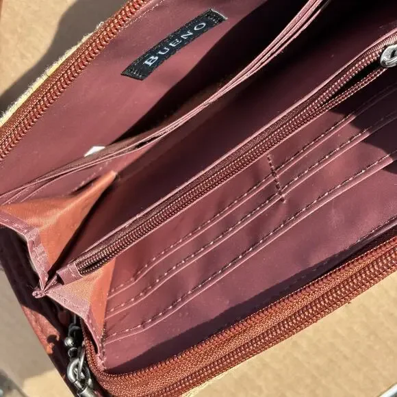 Bueno Solid Woven Flap Pocket Crossbody Bag - Picture 8 of 8